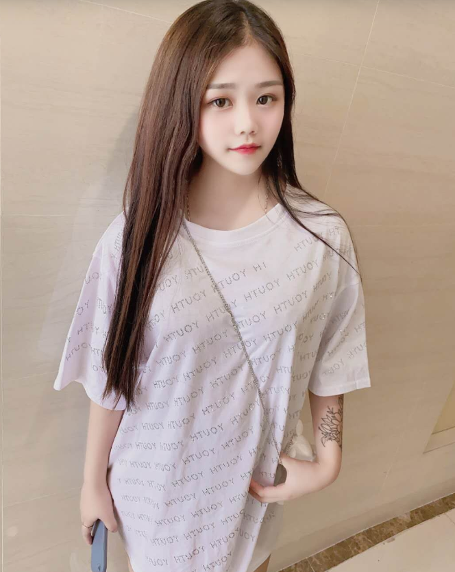 小甜甜 乖巧懂事 白纸一样配合好