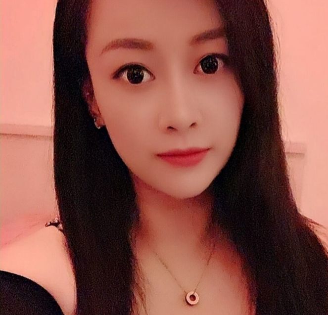 广州海珠妹子-挺漂亮的