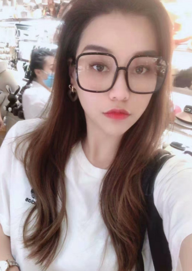 海珠区 新人茵茵